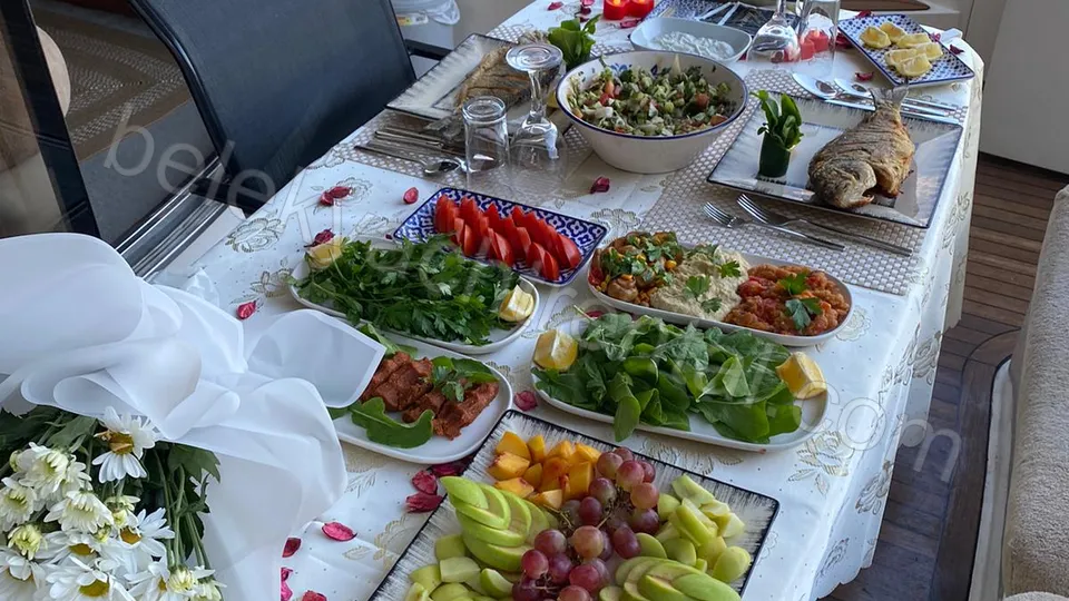 Moonlight Luxury photo 15