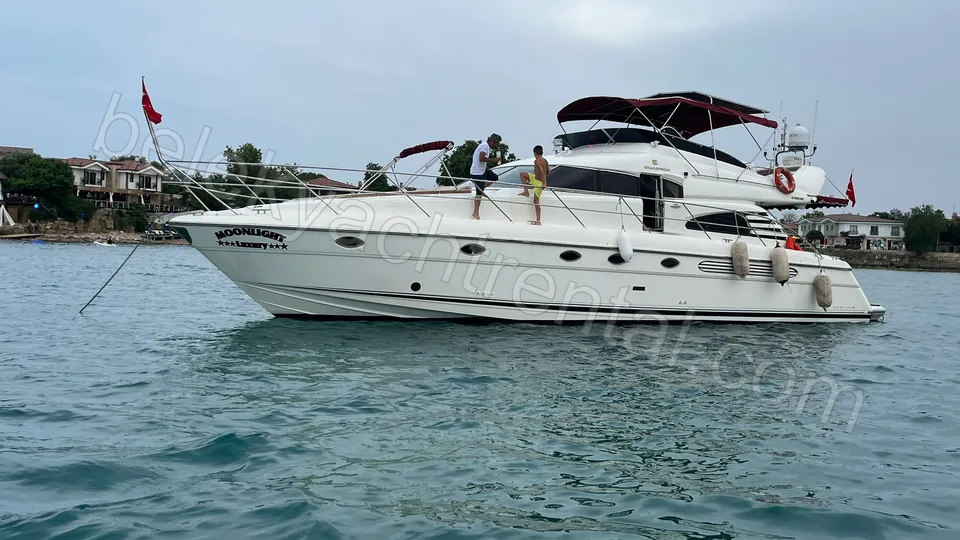 Moonlight Luxury photo 21