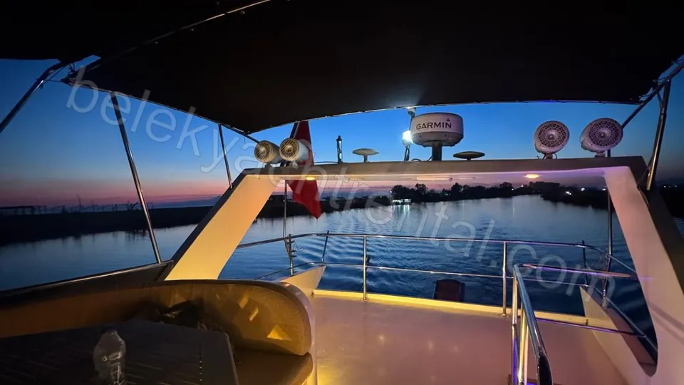 Apollo SS Luxury photo 10