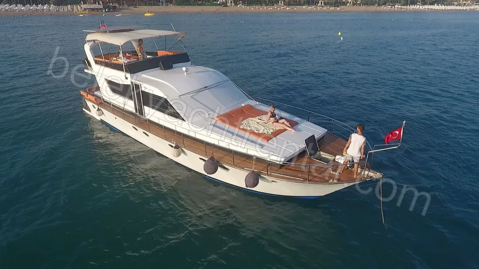 No More Stress фото яхты